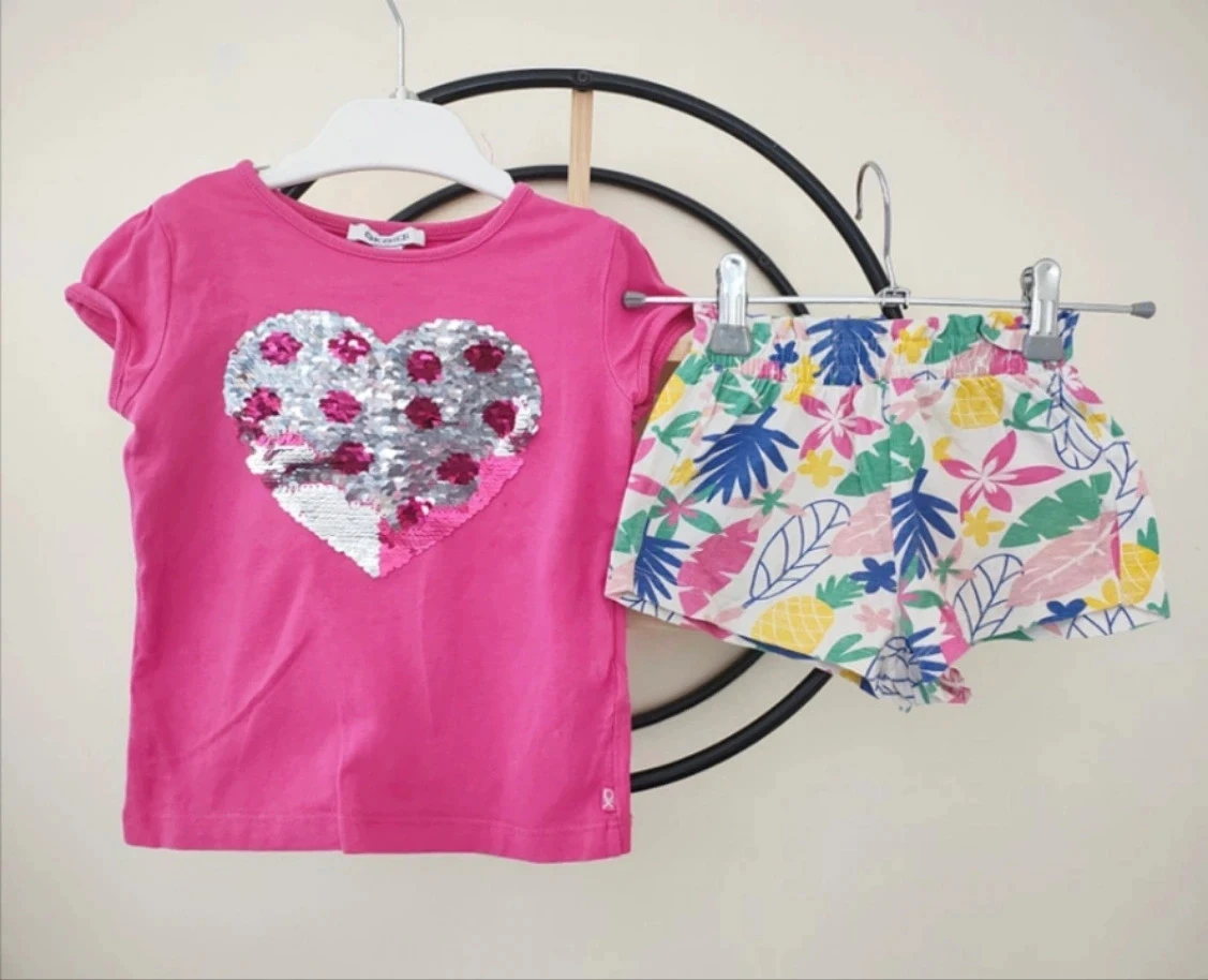 4 ans ensemble été teeshirt Okaïdi et short Kiabi
